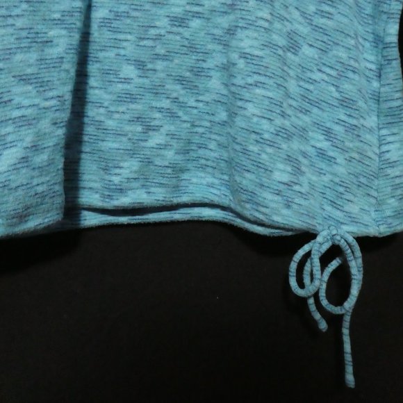 Pullover snowflake turtleneck sweater, drawstring bottom, GUC - Picture 8 of 15